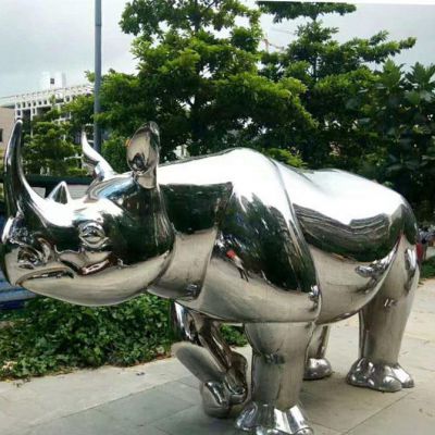 影響鏡面犀牛不銹鋼雕塑報(bào)價(jià)的因素有哪些？