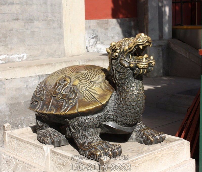 公園里擺放的張嘴的玻璃鋼創(chuàng)意龍龜?shù)袼?>
                                <h2>公園里擺放的張嘴的玻璃鋼創(chuàng)意龍龜?shù)袼?參數(shù)說明</h2>
                                                                        <table>
                                      <tr>
                                        <th>產(chǎn)品標(biāo)題</th>
                                        <td>公園里擺放的張嘴的玻璃鋼創(chuàng)意龍龜?shù)袼?/td>
                                      </tr>
                                      <tr>
                                        <th>發(fā)布時(shí)間</th>
                                        <td>2023-05-30 12:25</td>
                                      </tr>
                                      <tr>
                                        <th>價(jià)格</th>
                                        <td><span>電話咨詢</td>
                                      </tr>
                                                                              <tr>
                                          <th>雕刻內(nèi)容</th>
                                          <td>龍、龍龜</td>
                                        </tr>
                                                                              <tr>
                                          <th>應(yīng)用場(chǎng)所</th>
                                          <td>公園</td>
                                        </tr>
                                                                              <tr>
                                          <th>制作材質(zhì)</th>
                                          <td>玻璃鋼</td>
                                        </tr>
                                                                          </table>
                                <h2>公園里擺放的張嘴的玻璃鋼創(chuàng)意龍龜?shù)袼?詳細(xì)說明</h2>
                                <p>玉海雕塑是一家綜合性的雕塑公司，擁有多款公園里擺放的張嘴的玻璃鋼創(chuàng)意龍龜?shù)袼苣Ｐ停杉庸ざㄖ贫喾N公園里擺放的張嘴的玻璃鋼創(chuàng)意龍龜?shù)袼?，支持材質(zhì)、樣式、風(fēng)格、尺寸大小等方面的調(diào)整修改定制。我們所加工制作的公園里擺放的張嘴的玻璃鋼創(chuàng)意龍龜?shù)袼苜|(zhì)優(yōu)價(jià)廉，遍布全國(guó)多個(gè)省市地區(qū)，想要了解更多案例圖片，請(qǐng)電話或微信咨詢。材質(zhì)、大小、樣式等都可以按需定制，還可根據(jù)您提供給的公園里擺放的張嘴的玻璃鋼創(chuàng)意龍龜?shù)袼軜訄D進(jìn)行制作！如有相關(guān)需求，歡迎致電（微信同號(hào)）：<span>150-3119-9663</span></p>
                                                                <div   class=