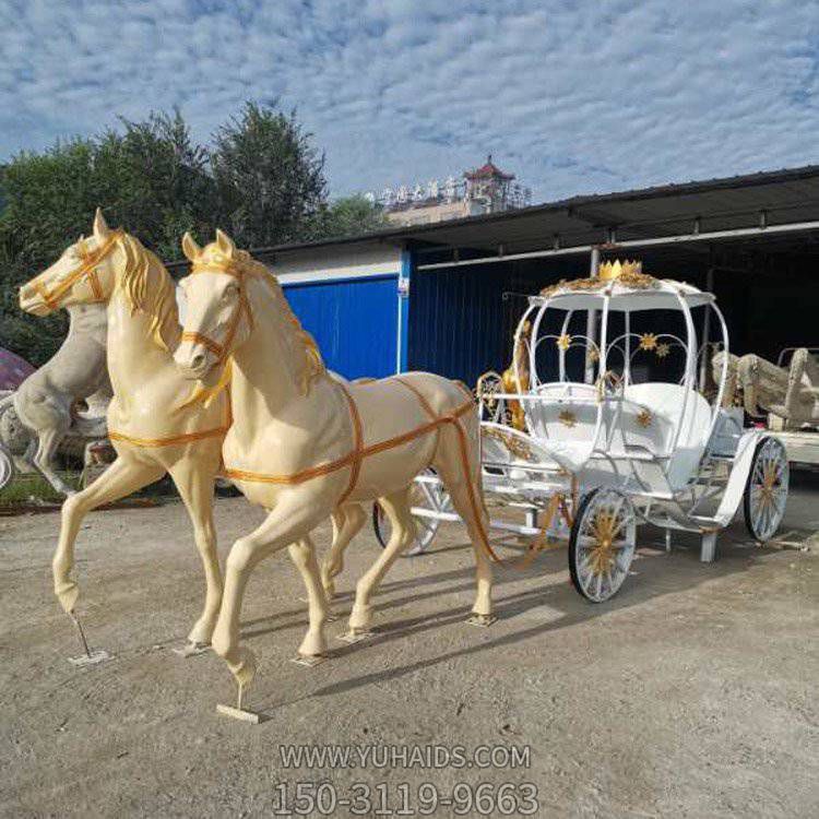 公園游樂場(chǎng)玻璃鋼仿真動(dòng)物們馬車雕塑