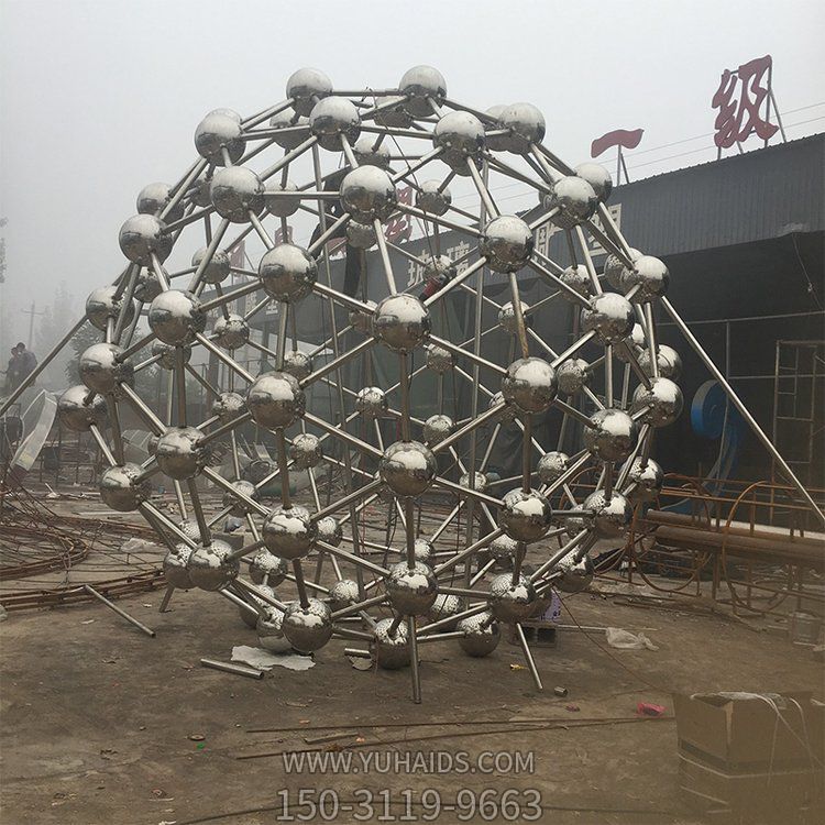 不銹鋼抽象原子鏤空球廣場(chǎng)戶(hù)外景觀雕塑