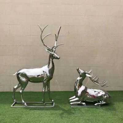 別墅小區(qū)不銹鋼，鏡面大型動物景觀梅花鹿