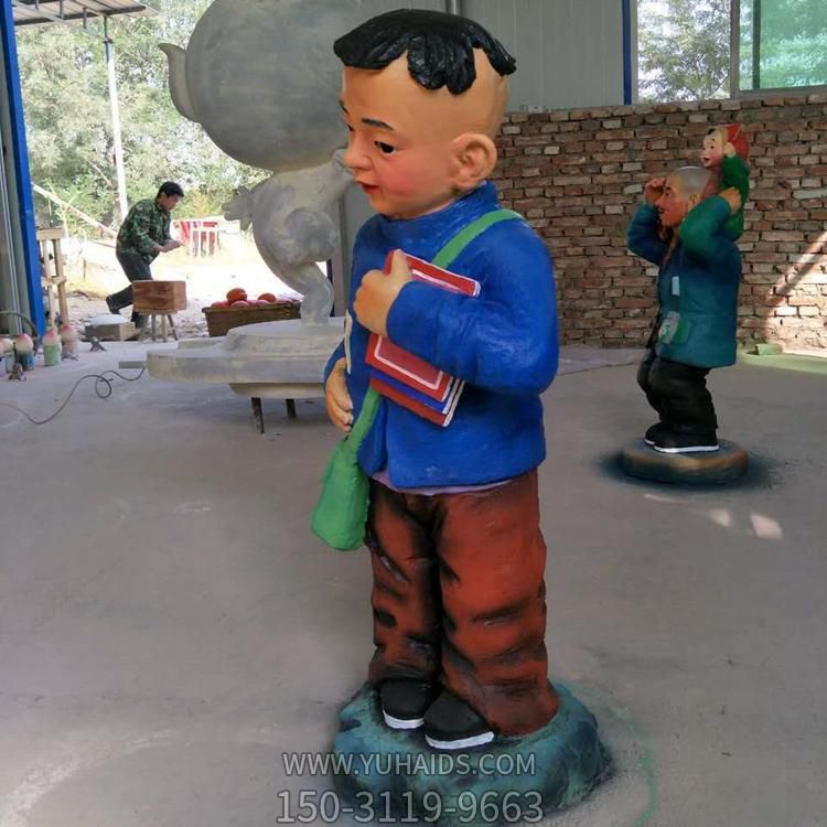 幼兒園游樂場(chǎng)創(chuàng)意玻璃鋼卡通兒童雕塑