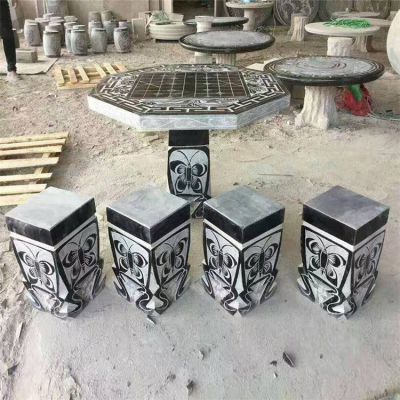青石石桌凳，帶中國(guó)棋盤