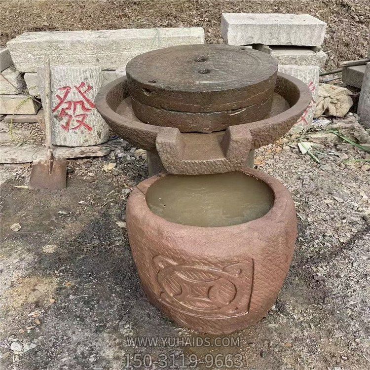 石雕磨盤(pán)，磨豆子的傳統(tǒng)設(shè)備雕塑