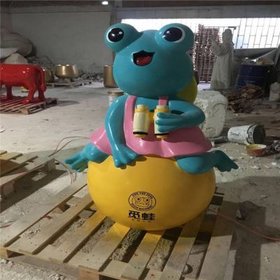 商場(chǎng)戶(hù)外園林玻璃鋼卡通創(chuàng)意青蛙雕塑