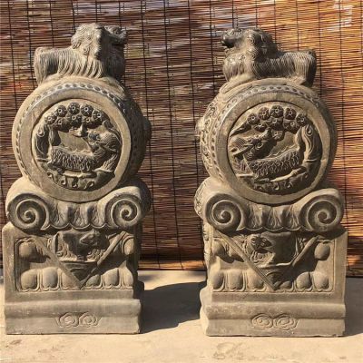 仿古石門墩，獅子門墩