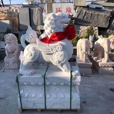 漢白玉石雕貔貅，門店看門神獸