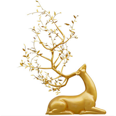 臥姿抬頭梅花鹿，樹葉修飾創(chuàng)意鹿雕塑
