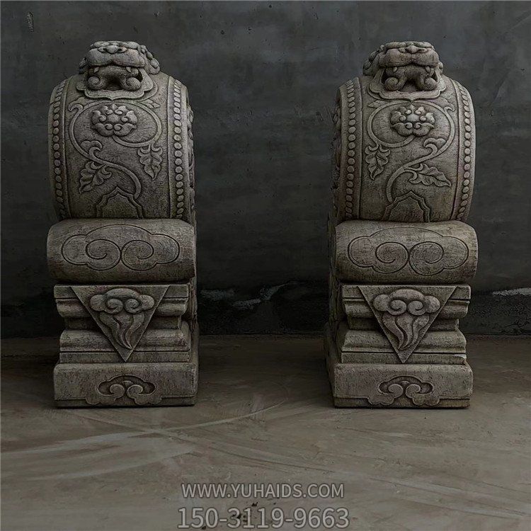 庭院門(mén)口一對(duì)鎮(zhèn)宅抱鼓石雕塑
