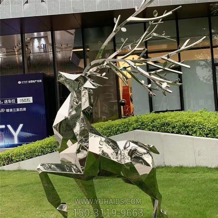 戶(hù)外抽象幾何鏤空商場(chǎng)創(chuàng)意擺件梅花鹿雕塑