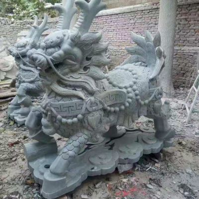 青石麒麟，吉祥神獸石雕