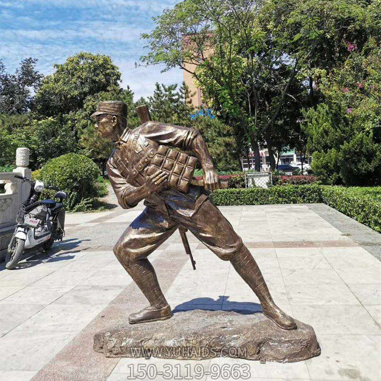 沖鋒，玻璃鋼仿銅戰(zhàn)士士兵雕塑