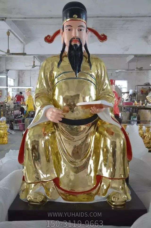 寺廟漆金玻璃鋼神佛城隍爺?shù)袼?>
                                <h2>寺廟漆金玻璃鋼神佛城隍爺?shù)袼?參數(shù)說(shuō)明</h2>
                                                                        <table>
                                      <tr>
                                        <th>產(chǎn)品標(biāo)題</th>
                                        <td>寺廟漆金玻璃鋼神佛城隍爺?shù)袼?/td>
                                      </tr>
                                      <tr>
                                        <th>發(fā)布時(shí)間</th>
                                        <td>2023-06-07 18:15</td>
                                      </tr>
                                      <tr>
                                        <th>價(jià)格</th>
                                        <td><span>電話咨詢</td>
                                      </tr>
                                                                              <tr>
                                          <th>制作材質(zhì)</th>
                                          <td>玻璃鋼</td>
                                        </tr>
                                                                          </table>
                                <h2>寺廟漆金玻璃鋼神佛城隍爺?shù)袼?詳細(xì)說(shuō)明</h2>
                                <p>玉海雕塑是一家綜合性的雕塑公司，擁有多款寺廟漆金玻璃鋼神佛城隍爺?shù)袼苣Ｐ?，可加工定制多種寺廟漆金玻璃鋼神佛城隍爺?shù)袼?，支持材質(zhì)、樣式、風(fēng)格、尺寸大小等方面的調(diào)整修改定制。我們所加工制作的寺廟漆金玻璃鋼神佛城隍爺?shù)袼苜|(zhì)優(yōu)價(jià)廉，遍布全國(guó)多個(gè)省市地區(qū)，想要了解更多案例圖片，請(qǐng)電話或微信咨詢。材質(zhì)、大小、樣式等都可以按需定制，還可根據(jù)您提供給的寺廟漆金玻璃鋼神佛城隍爺?shù)袼軜訄D進(jìn)行制作！如有相關(guān)需求，歡迎致電（微信同號(hào)）：<span>150-3119-9663</span></p>
                                                                <div   class=