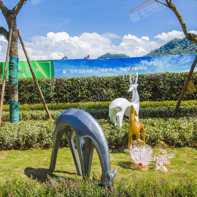 玻璃鋼抽象鹿雕塑，小區(qū)園林抽象動(dòng)物擺件