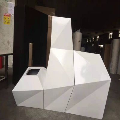 不銹鋼幾何戶(hù)外園林景觀抽象景觀雕塑