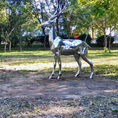 不銹鋼鏡面鹿，園林梅花鹿動(dòng)物擺件