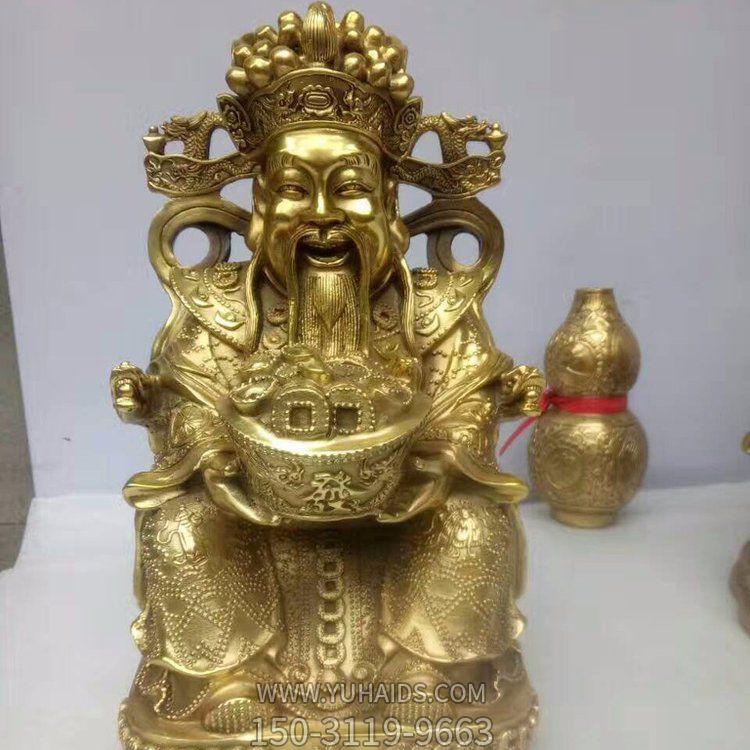 鑄銅戶(hù)外園林景觀財(cái)神爺?shù)袼?>
                                <h2>鑄銅戶(hù)外園林景觀財(cái)神爺?shù)袼?參數(shù)說(shuō)明</h2>
                                                                        <table>
                                      <tr>
                                        <th>產(chǎn)品標(biāo)題</th>
                                        <td>鑄銅戶(hù)外園林景觀財(cái)神爺?shù)袼?/td>
                                      </tr>
                                      <tr>
                                        <th>發(fā)布時(shí)間</th>
                                        <td>2023-06-08 10:12</td>
                                      </tr>
                                      <tr>
                                        <th>價(jià)格</th>
                                        <td><span>電話咨詢(xún)</td>
                                      </tr>
                                                                              <tr>
                                          <th>雕刻內(nèi)容</th>
                                          <td>園林</td>
                                        </tr>
                                                                              <tr>
                                          <th>其他</th>
                                          <td>景觀</td>
                                        </tr>
                                                                              <tr>
                                          <th>制作材質(zhì)</th>
                                          <td>鑄銅</td>
                                        </tr>
                                                                          </table>
                                <h2>鑄銅戶(hù)外園林景觀財(cái)神爺?shù)袼?詳細(xì)說(shuō)明</h2>
                                <p>玉海雕塑是一家綜合性的雕塑公司，擁有多款鑄銅戶(hù)外園林景觀財(cái)神爺?shù)袼苣Ｐ?，可加工定制多種鑄銅戶(hù)外園林景觀財(cái)神爺?shù)袼埽С植馁|(zhì)、樣式、風(fēng)格、尺寸大小等方面的調(diào)整修改定制。我們所加工制作的鑄銅戶(hù)外園林景觀財(cái)神爺?shù)袼苜|(zhì)優(yōu)價(jià)廉，遍布全國(guó)多個(gè)省市地區(qū)，想要了解更多案例圖片，請(qǐng)電話或微信咨詢(xún)。材質(zhì)、大小、樣式等都可以按需定制，還可根據(jù)您提供給的鑄銅戶(hù)外園林景觀財(cái)神爺?shù)袼軜訄D進(jìn)行制作！如有相關(guān)需求，歡迎致電（微信同號(hào)）：<span>150-3119-9663</span></p>
                                                                <div   class=