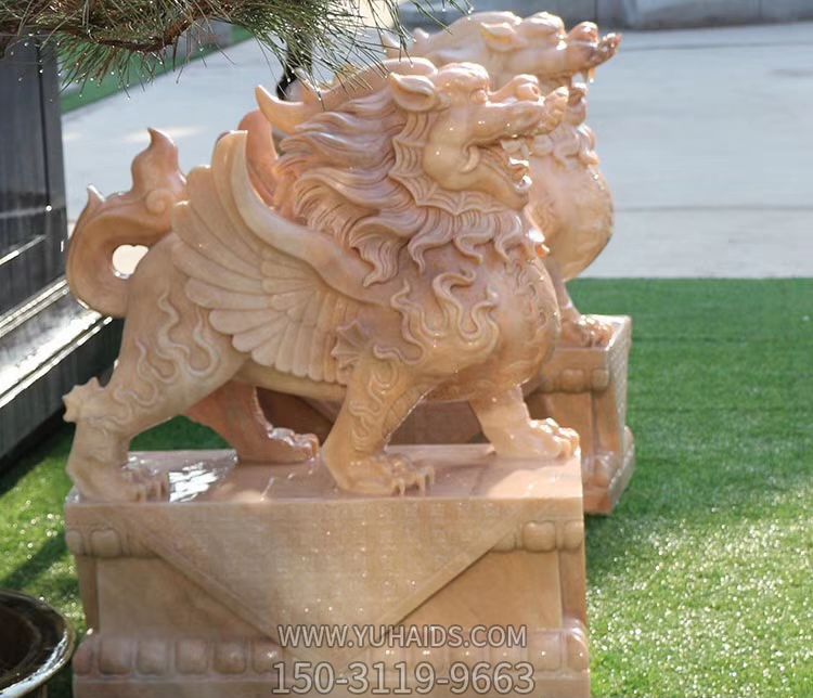 戶外廣場大型神獸景觀裝飾品晚霞紅石雕貔貅雕塑 戶外廣場大型神獸景觀裝飾品晚霞紅石雕貔貅雕塑