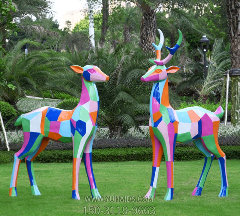 公園玻璃鋼彩繪戶(hù)外景觀裝飾品幾何鹿雕雕塑