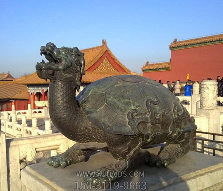 景區(qū)擺放的抬頭的玻璃鋼創(chuàng)意龍龜?shù)袼?>
                                <h2>景區(qū)擺放的抬頭的玻璃鋼創(chuàng)意龍龜?shù)袼?參數(shù)說(shuō)明</h2>
                                                                        <table>
                                      <tr>
                                        <th>產(chǎn)品標(biāo)題</th>
                                        <td>景區(qū)擺放的抬頭的玻璃鋼創(chuàng)意龍龜?shù)袼?/td>
                                      </tr>
                                      <tr>
                                        <th>發(fā)布時(shí)間</th>
                                        <td>2023-06-08 13:59</td>
                                      </tr>
                                      <tr>
                                        <th>價(jià)格</th>
                                        <td><span>電話咨詢</td>
                                      </tr>
                                                                              <tr>
                                          <th>雕刻內(nèi)容</th>
                                          <td>龍、龍龜</td>
                                        </tr>
                                                                              <tr>
                                          <th>制作材質(zhì)</th>
                                          <td>玻璃鋼</td>
                                        </tr>
                                                                          </table>
                                <h2>景區(qū)擺放的抬頭的玻璃鋼創(chuàng)意龍龜?shù)袼?詳細(xì)說(shuō)明</h2>
                                <p>玉海雕塑是一家綜合性的雕塑公司，擁有多款景區(qū)擺放的抬頭的玻璃鋼創(chuàng)意龍龜?shù)袼苣Ｐ?，可加工定制多種景區(qū)擺放的抬頭的玻璃鋼創(chuàng)意龍龜?shù)袼埽С植馁|(zhì)、樣式、風(fēng)格、尺寸大小等方面的調(diào)整修改定制。我們所加工制作的景區(qū)擺放的抬頭的玻璃鋼創(chuàng)意龍龜?shù)袼苜|(zhì)優(yōu)價(jià)廉，遍布全國(guó)多個(gè)省市地區(qū)，想要了解更多案例圖片，請(qǐng)電話或微信咨詢。材質(zhì)、大小、樣式等都可以按需定制，還可根據(jù)您提供給的景區(qū)擺放的抬頭的玻璃鋼創(chuàng)意龍龜?shù)袼軜訄D進(jìn)行制作！如有相關(guān)需求，歡迎致電（微信同號(hào)）：<span>150-3119-9663</span></p>
                                                                <div   class=