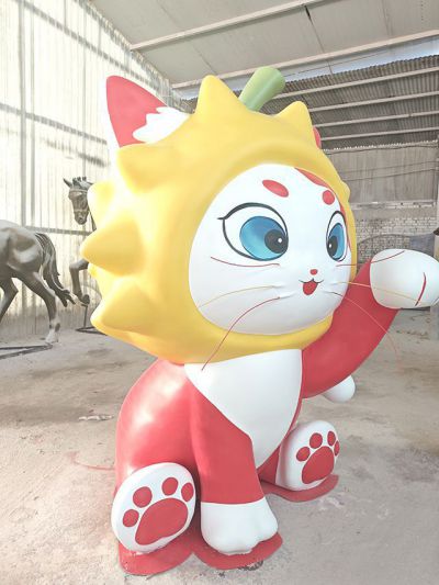 玻璃鋼卡通貓咪，招財(cái)貓雕塑