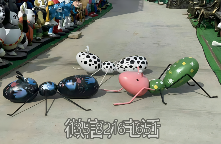 花園擺件美陳裝置擺件玻璃鋼彩繪動(dòng)物螞蟻雕塑